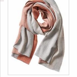 Banana Republic blanket Scarf / Pashmina. Orange/Gray